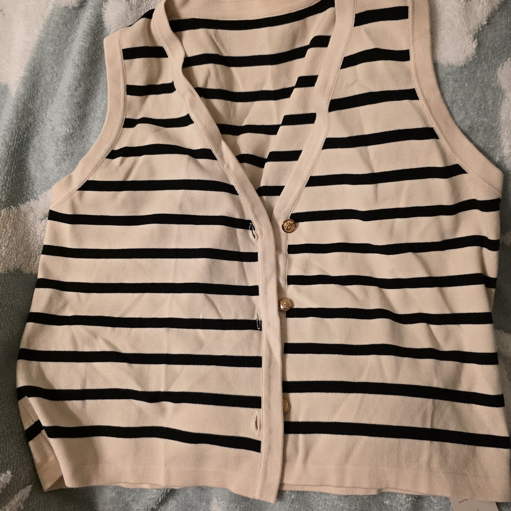 Striped Sleeveless Button-Down Top - Black/White